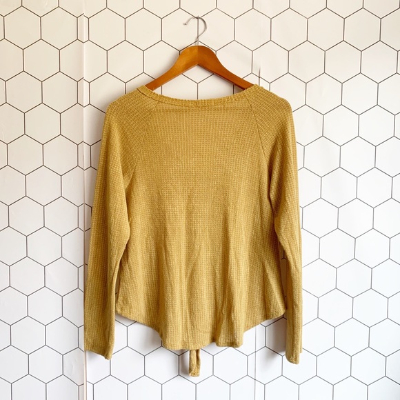Sienna Sky tie front woven top in mustard yellow - Picture 4 of 7